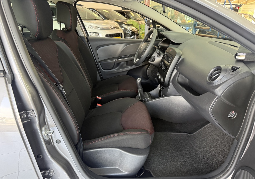 Renault Clio Renault Clio Estate 0.9 TCe Authentique Bovag Garantie Airco
