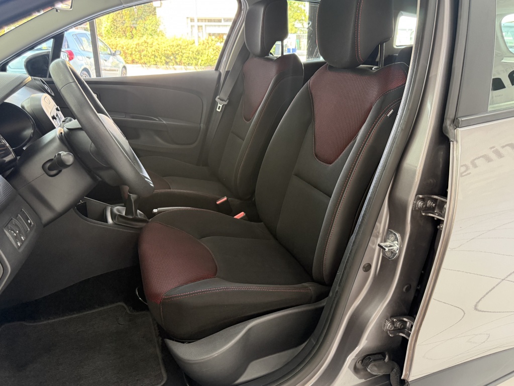Renault Clio Renault Clio Estate 0.9 TCe Authentique Bovag Garantie Airco