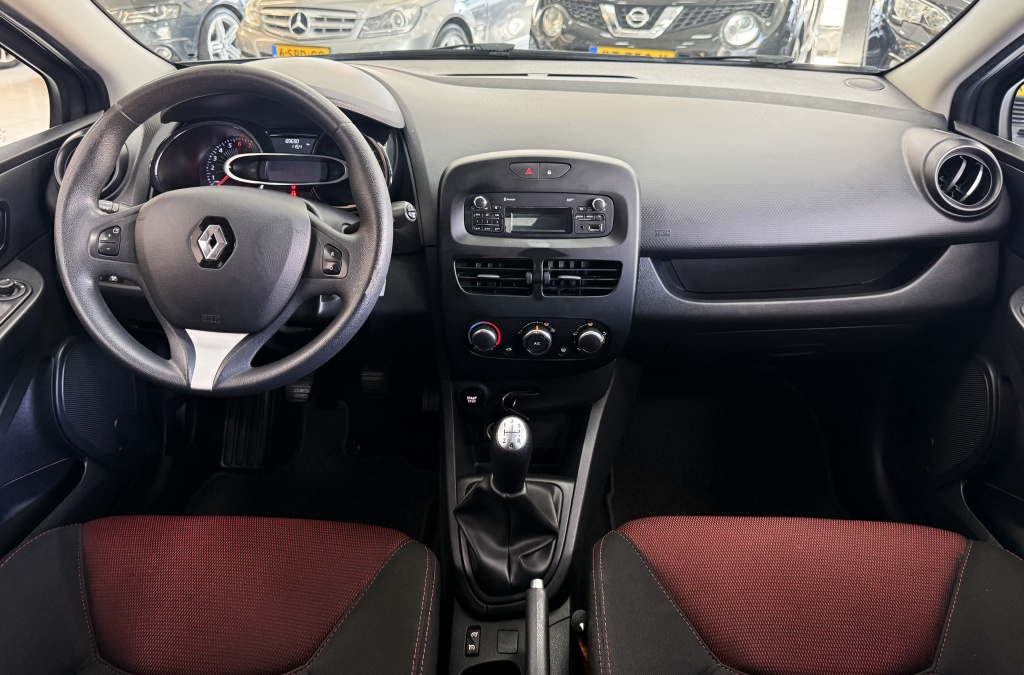 Renault Clio Renault Clio Estate 0.9 TCe Authentique Bovag Garantie Airco