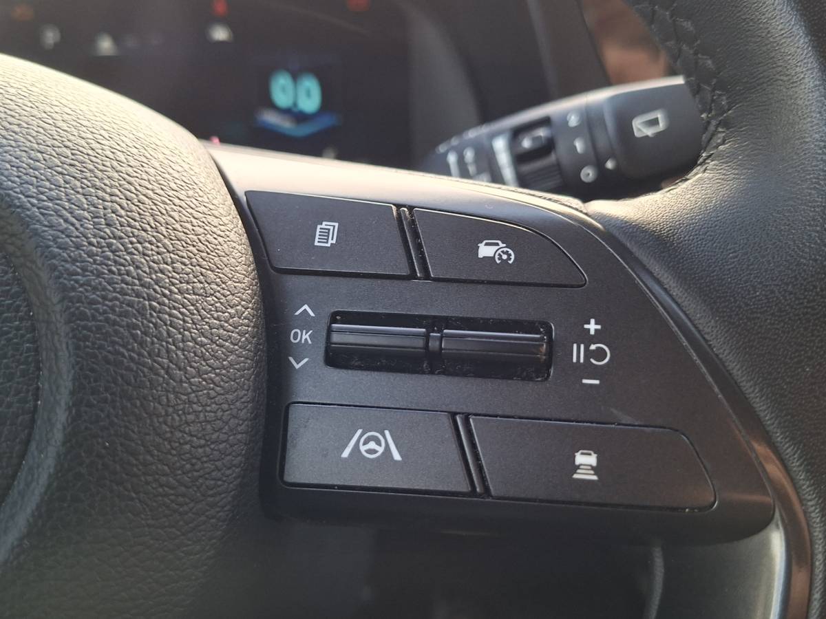 Hyundai Bayon Hyundai Bayon 1.0 T-GDI Premium 1Eig Automaat Stoelverw Carplay Camera