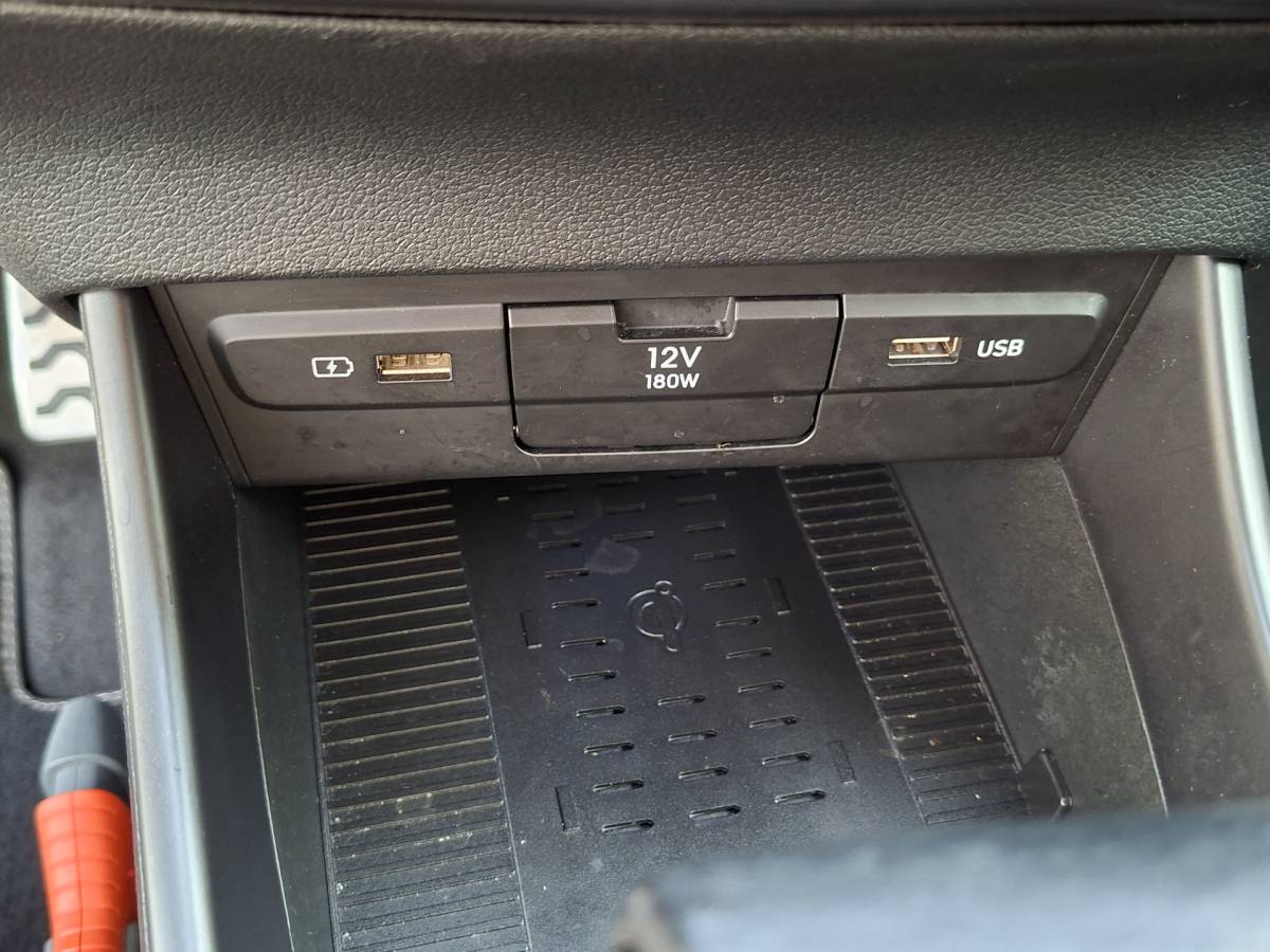 Hyundai Bayon Hyundai Bayon 1.0 T-GDI Premium 1Eig Automaat Stoelverw Carplay Camera