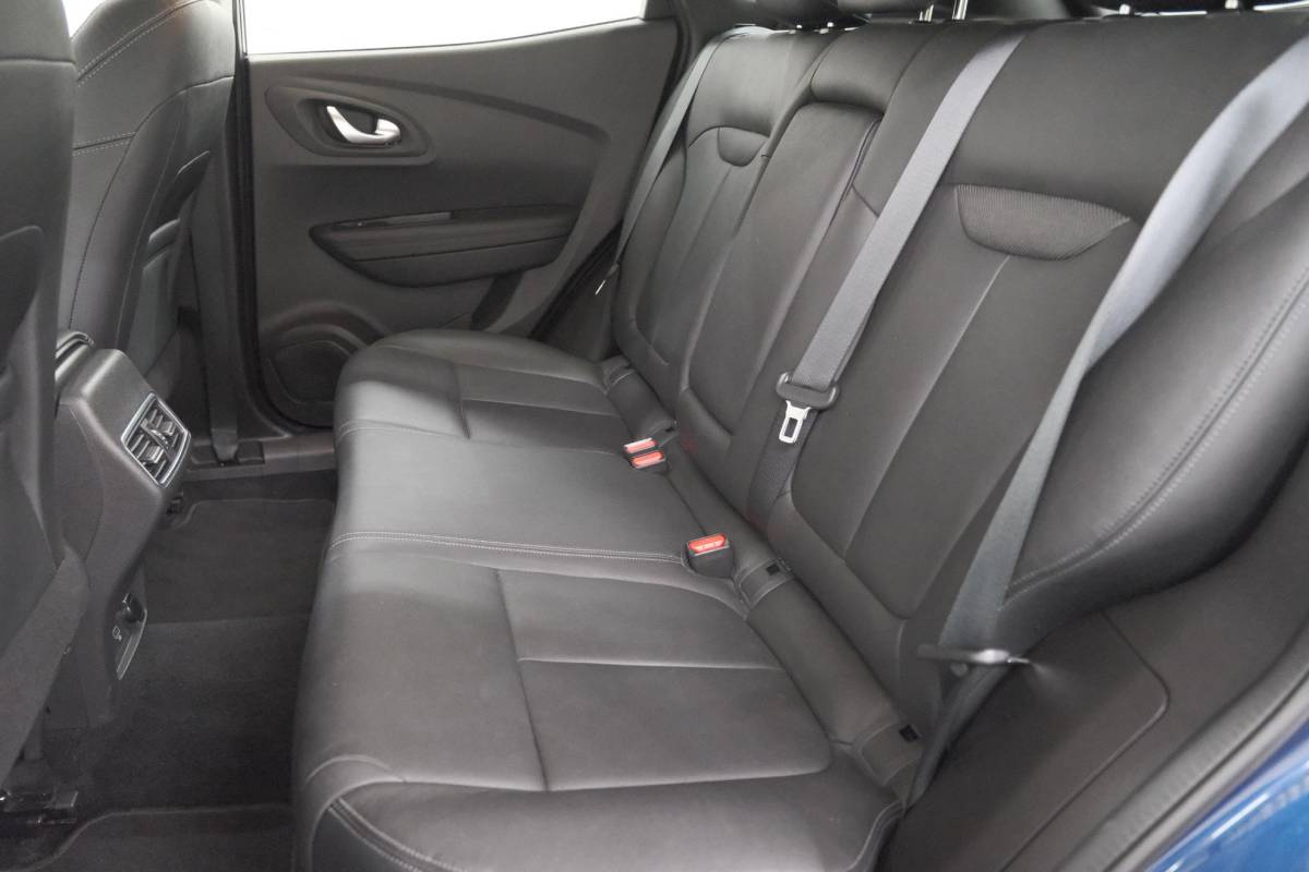 Renault Kadjar Renault Kadjar TCe 140 EDC Intens | Trekhaak | Camera | Dodehoekdetectie | Apple Carplay