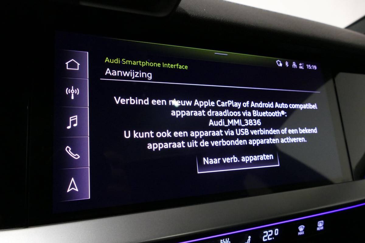 Audi A3 Audi A3 Limousine 35 TDI S Line / S-Line ex- & interieur / Maxton Design Bodykit / Panoramadak / S Sportstoelen / Bang & Olufsen Sound / Matrix LED / Ambienteverlichting / Stoelverwarming / Apple Carplay – Android Auto / 19” LMV Vossen look / Black Optic pakket / Achteruitrijcamera / Navigatie / Cruise Control