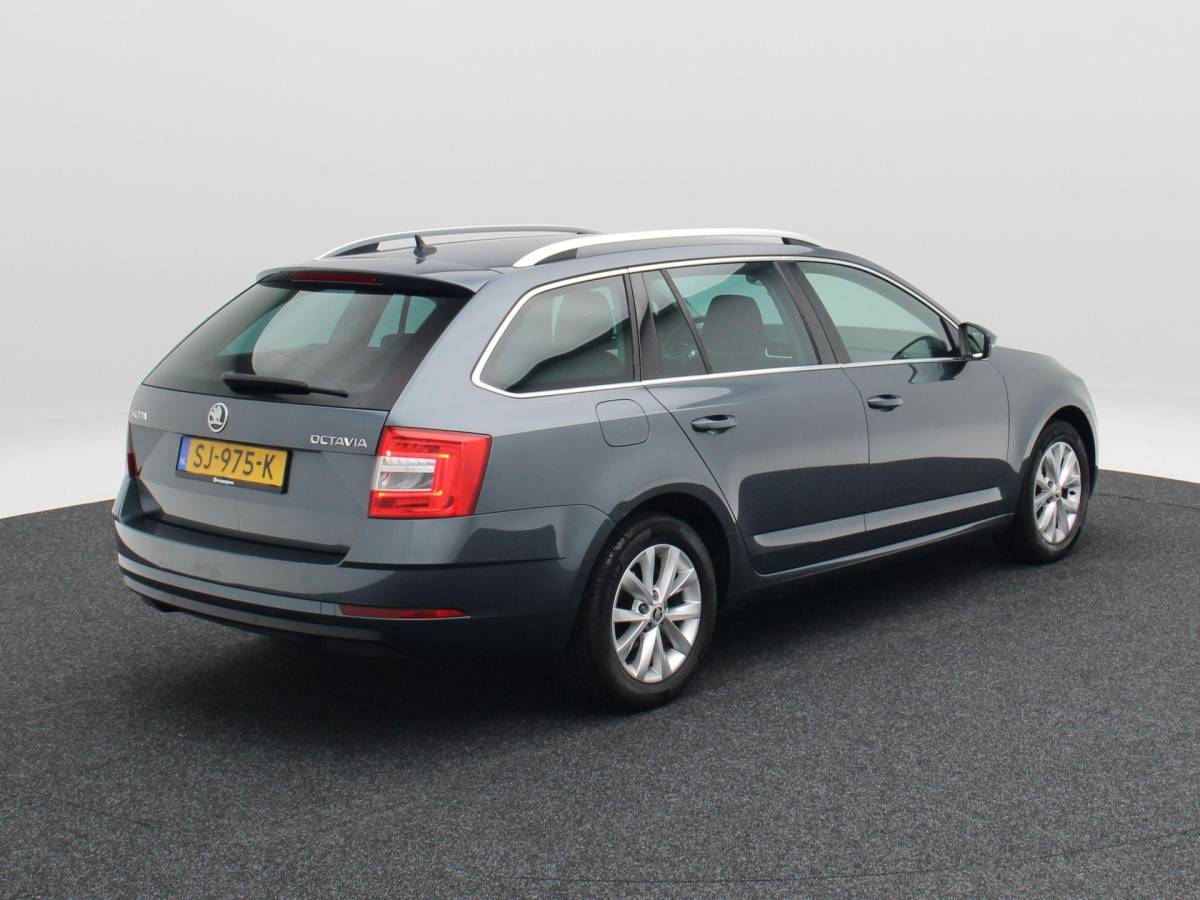 Škoda Octavia Skoda Octavia Combi 1.0 TSi 115 Pk Ambition Business | Navigatie | Stoelverwarming | Cruise Control | 16 Inch | Privacy Glass | 135.994 Km!!