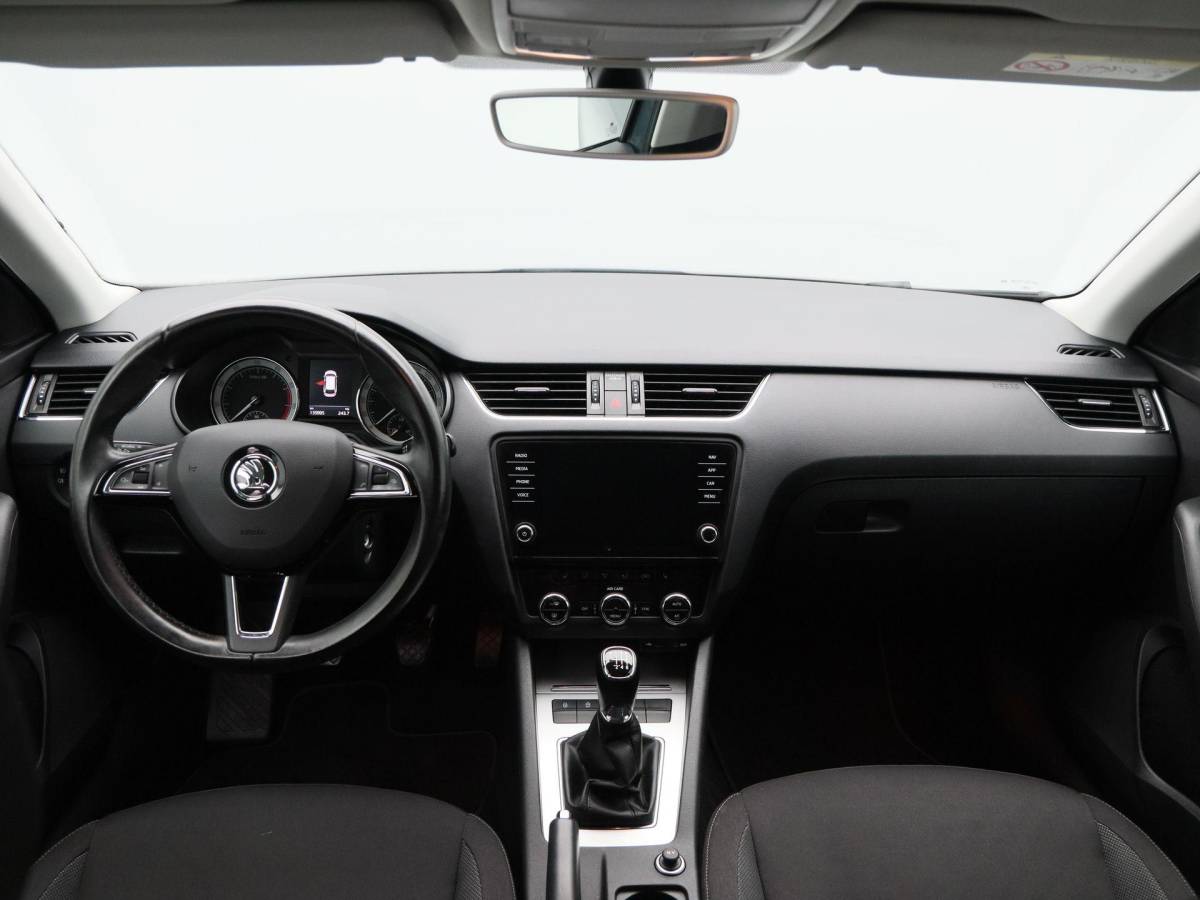 Škoda Octavia Skoda Octavia Combi 1.0 TSi 115 Pk Ambition Business | Navigatie | Stoelverwarming | Cruise Control | 16 Inch | Privacy Glass | 135.994 Km!!