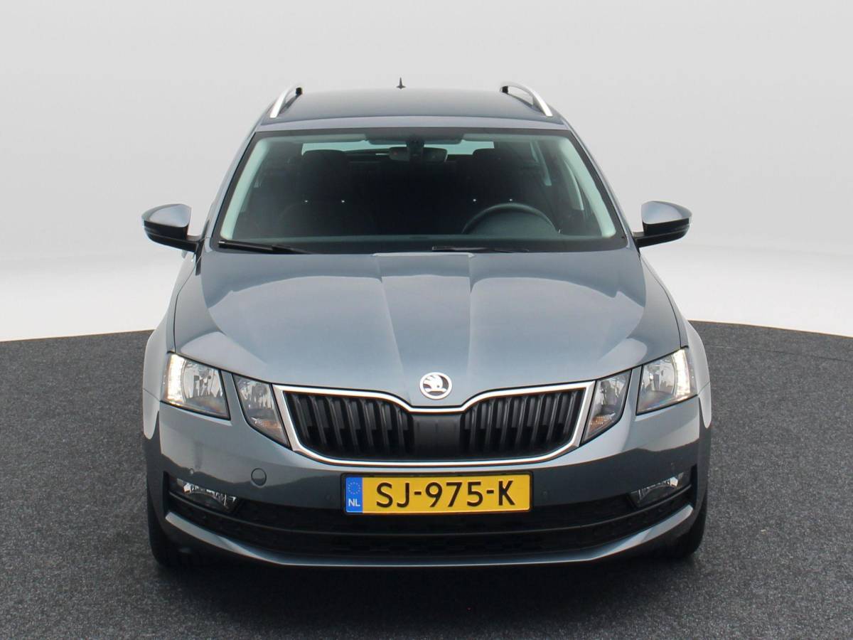 Škoda Octavia Skoda Octavia Combi 1.0 TSi 115 Pk Ambition Business | Navigatie | Stoelverwarming | Cruise Control | 16 Inch | Privacy Glass | 135.994 Km!!