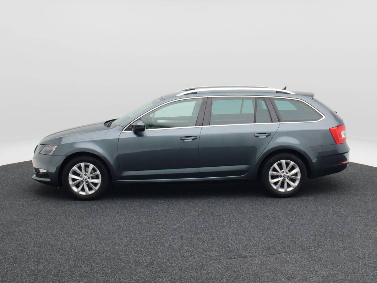 Škoda Octavia Skoda Octavia Combi 1.0 TSi 115 Pk Ambition Business | Navigatie | Stoelverwarming | Cruise Control | 16 Inch | Privacy Glass | 135.994 Km!!