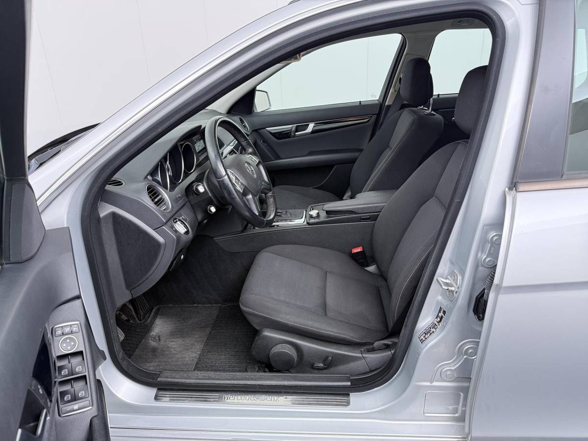 Mercedes-Benz C-Klasse Mercedes-Benz C-klasse Estate 180 Ambition Elegance – Navigatie – Stoelverwarming – Trekhaak