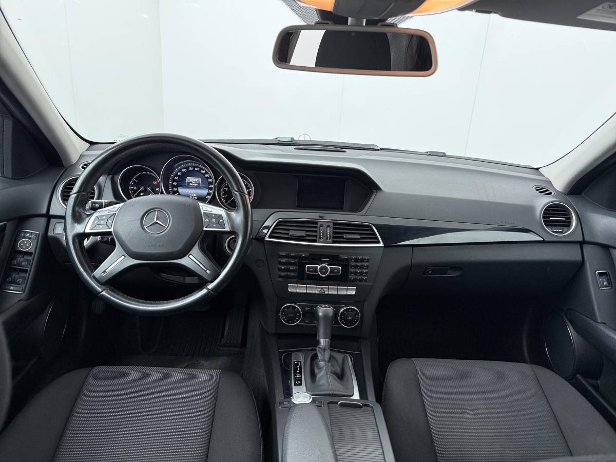 Mercedes-Benz C-Klasse Mercedes-Benz C-klasse Estate 180 Ambition Elegance – Navigatie – Stoelverwarming – Trekhaak
