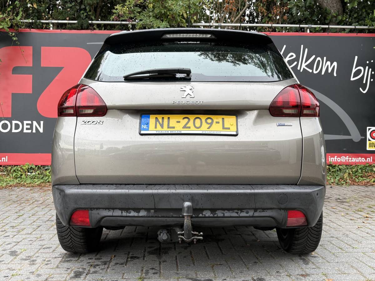 Peugeot 2008 Peugeot 2008 1.2 PureTech Blue Lion – Navigatie – Airconditioning – Trekhaak – Cruise Control
