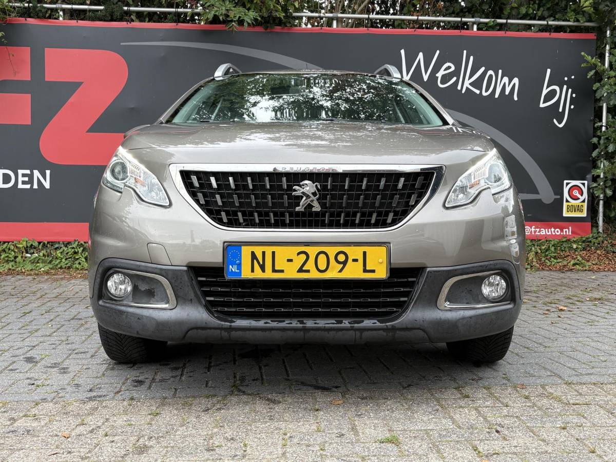 Peugeot 2008 Peugeot 2008 1.2 PureTech Blue Lion – Navigatie – Airconditioning – Trekhaak – Cruise Control
