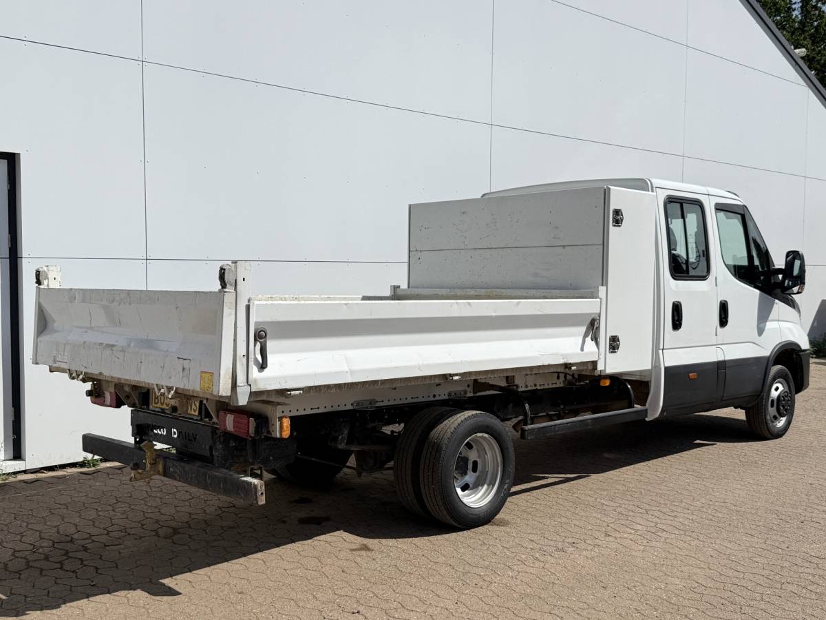 Iveco Daily Iveco Daily 35C16 3.0 Dubbele Cabine Kipper Dubbellucht 3,5t Trekhaak 6 Stoelen Airco Cruise Control Benne Tipper