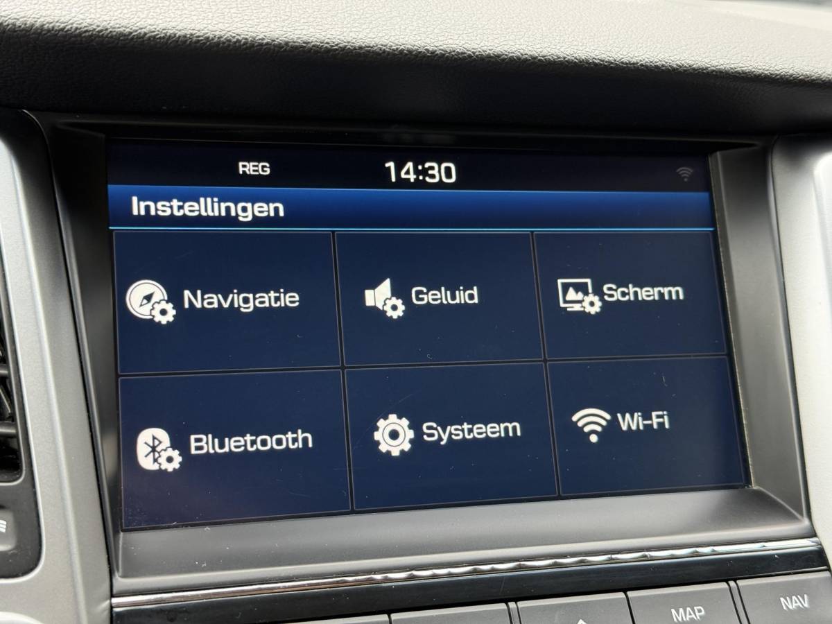 Hyundai Tucson Hyundai Tucson 1.6 GDi Comfort 1e Eigenaar|Navi|Camera|Clima|Stoelverwarming|Cruise|Trekhaak|Leder|6-bak|Nieuwe APK bij Aflevering
