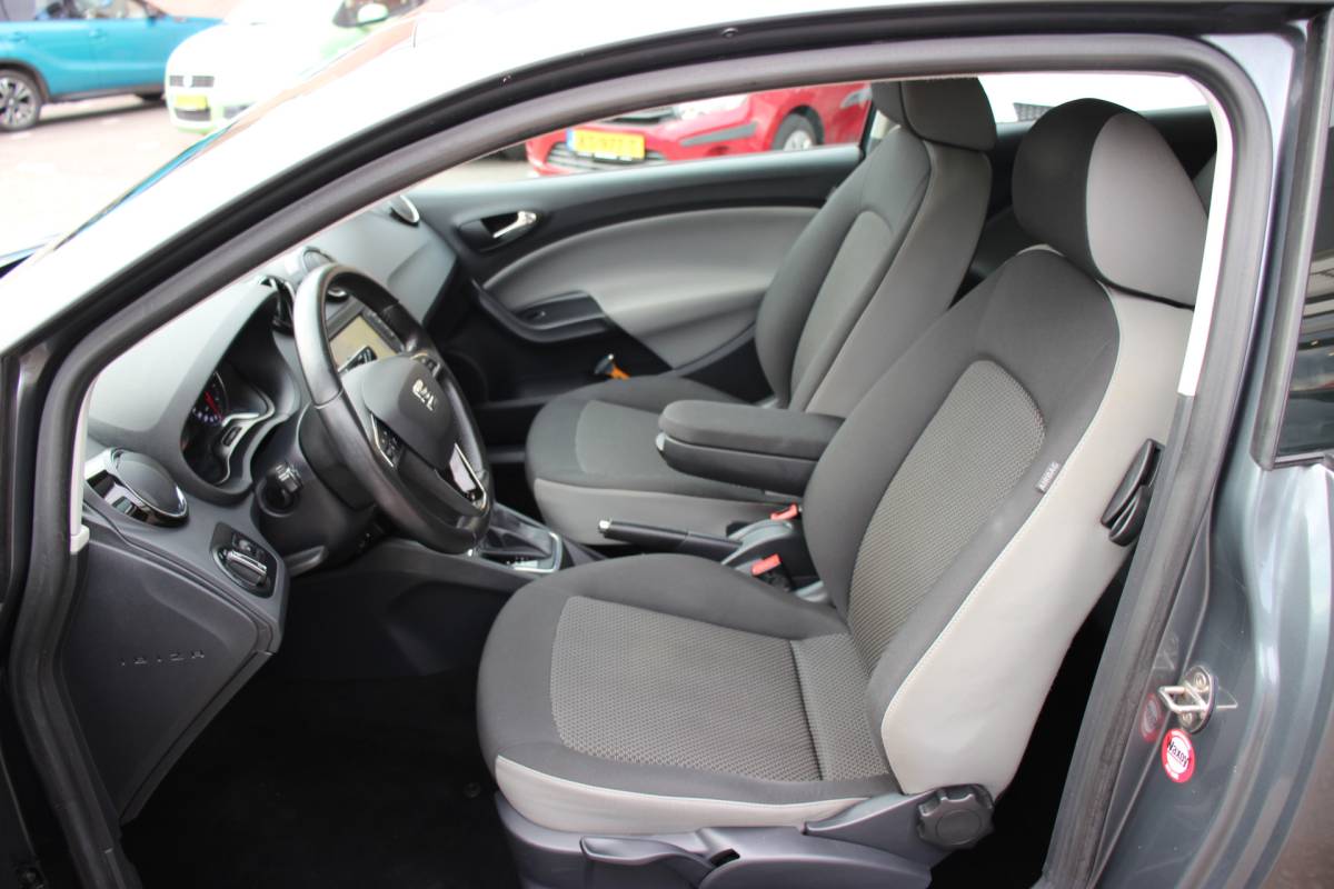 SEAT Ibiza SEAT Ibiza SC 1.0 TSI Style Connect Automaat | Trekhaak | Carplay/Android auto | Cruise |