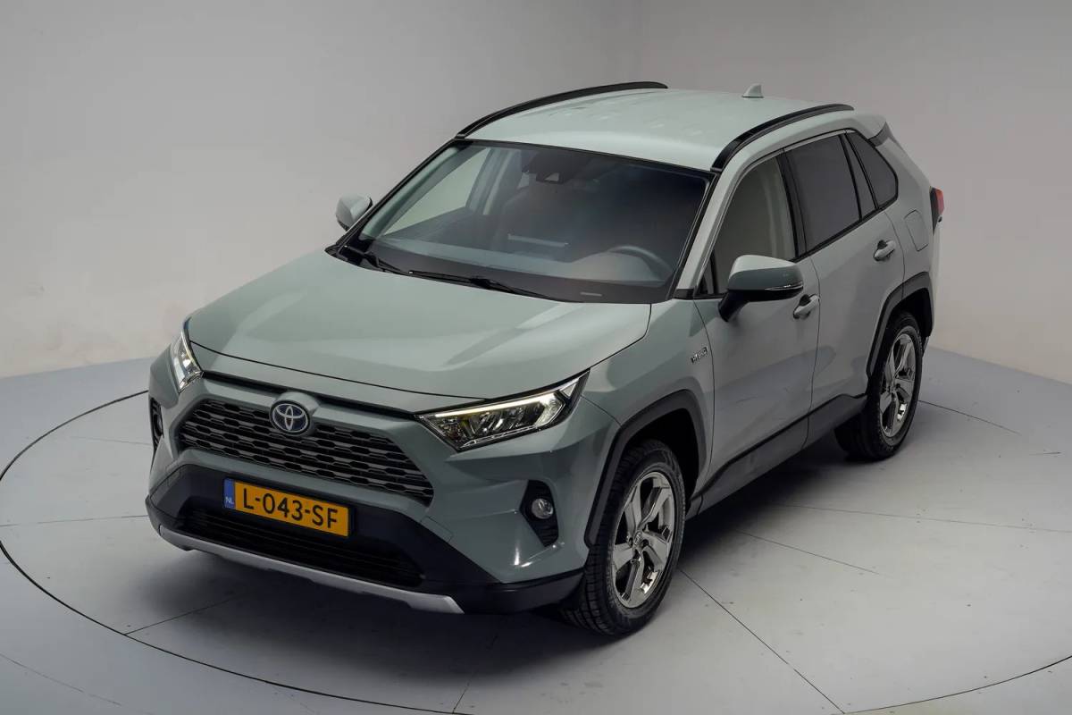 Toyota RAV4 Toyota RAV4 2.5 Hybrid Dynamic Aut. [ Adapt.cruise  Camera Apple Carplay/Android Auto ]