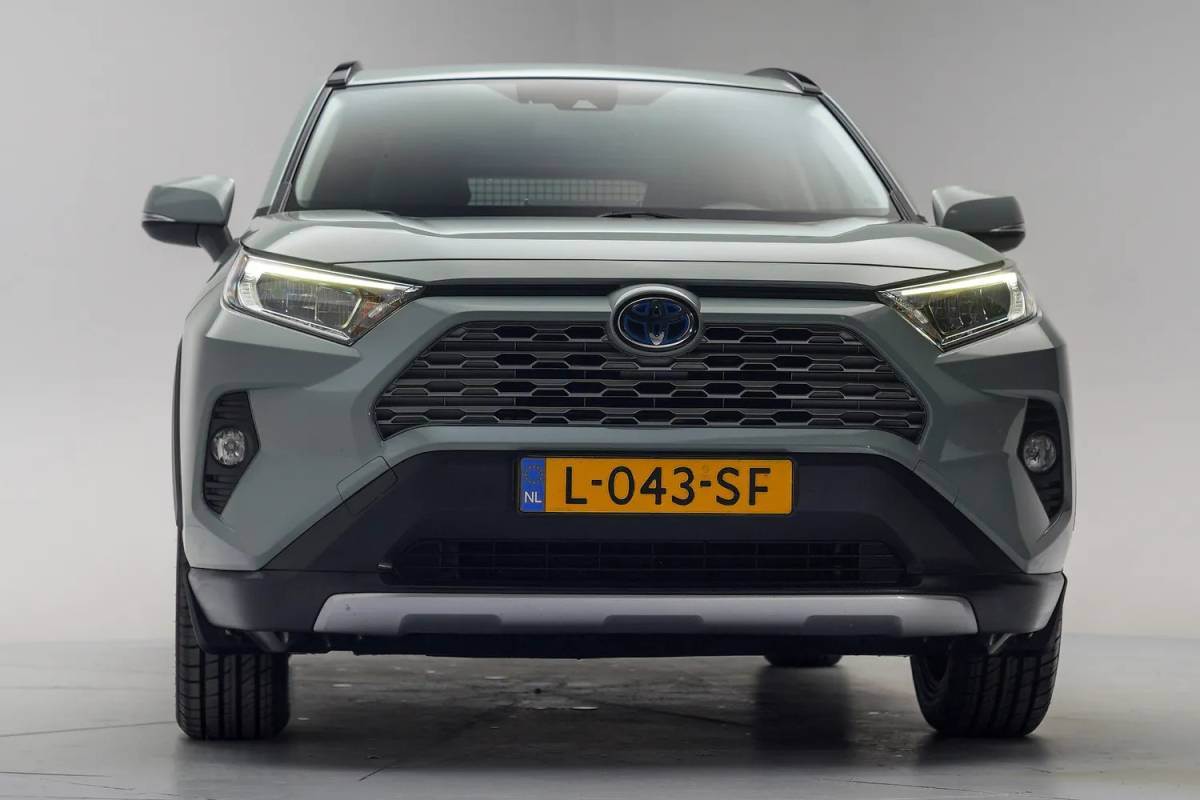 Toyota RAV4 Toyota RAV4 2.5 Hybrid Dynamic Aut. [ Adapt.cruise  Camera Apple Carplay/Android Auto ]