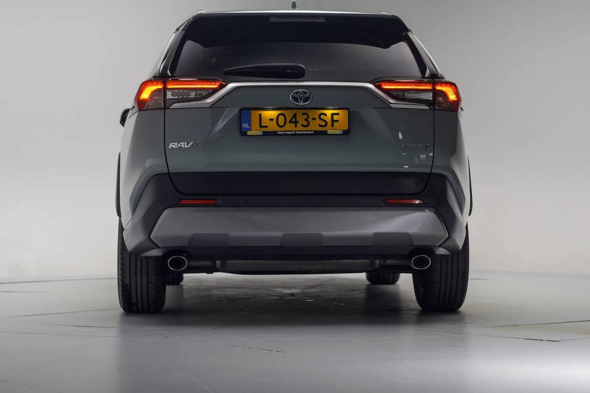 Toyota RAV4 Toyota RAV4 2.5 Hybrid Dynamic Aut. [ Adapt.cruise  Camera Apple Carplay/Android Auto ]