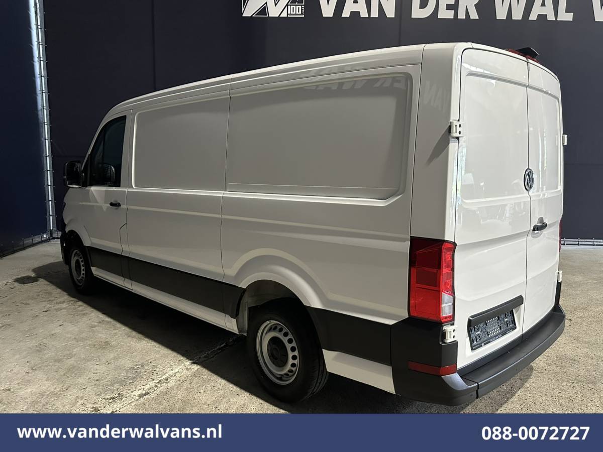 Volkswagen Crafter Volkswagen Crafter 2.0 TDI L3H2 L2H1 Euro6 Airco | Camera | Navigatie | Apple Carplay Parkeersensoren, Bijrijdersbank