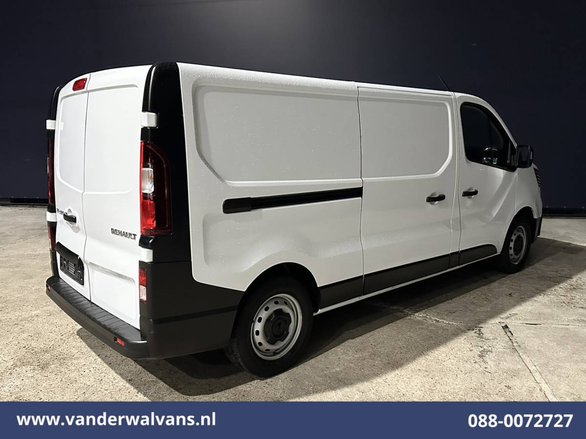 Renault Trafic Renault Trafic 2.0 dCi 150pk L2H1 Euro6 Airco | Navigatie | Cruisecontrol | LED | Parkeersensoren Bijrijdersbank