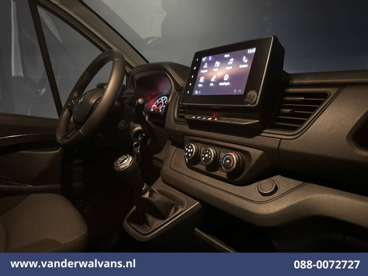 Renault Trafic Renault Trafic 2.0 dCi 150pk L2H1 Euro6 Airco | Navigatie | Cruisecontrol | LED | Parkeersensoren Bijrijdersbank