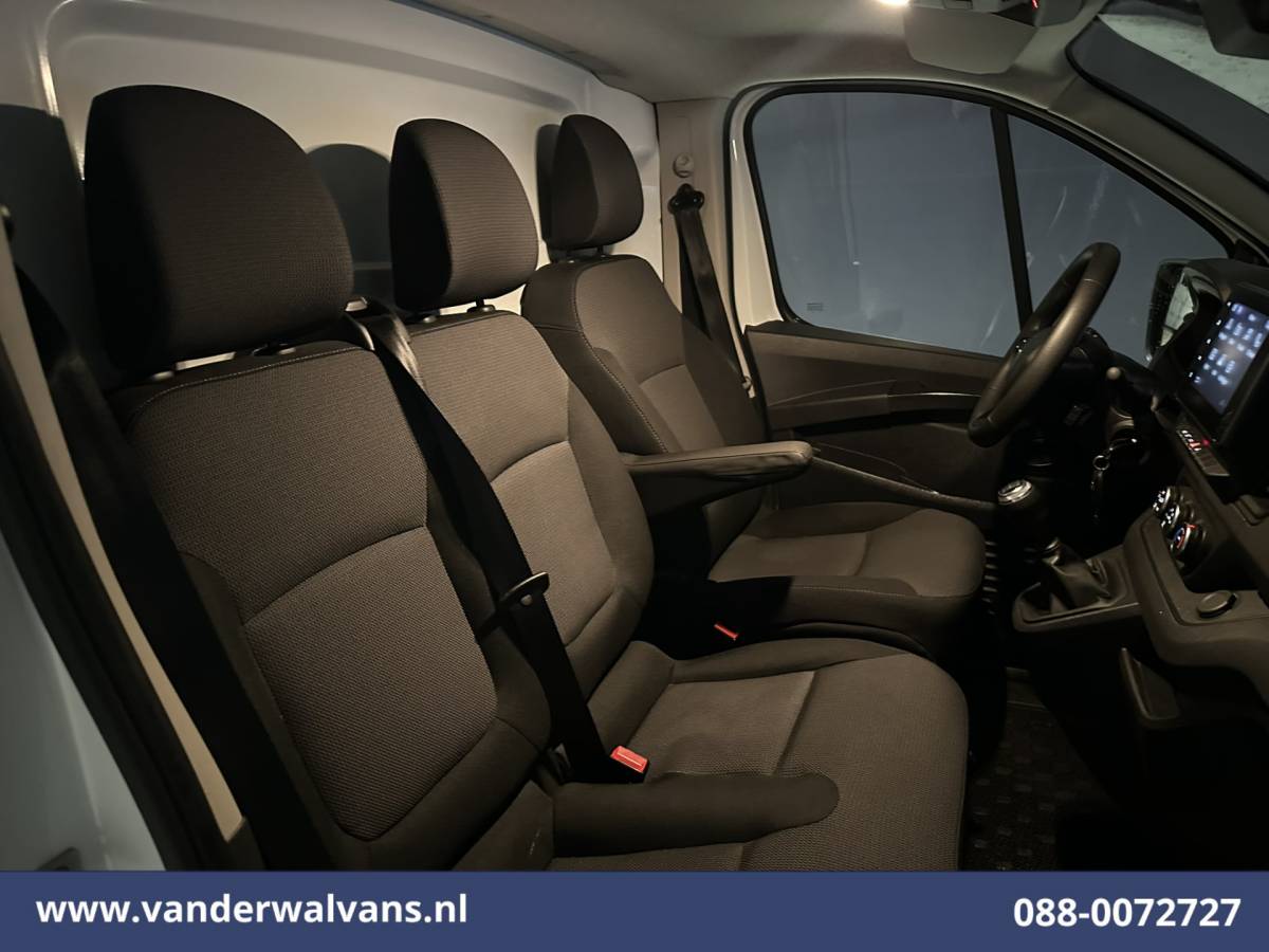 Renault Trafic Renault Trafic 2.0 dCi 150pk L2H1 Euro6 Airco | Navigatie | Cruisecontrol | LED | Parkeersensoren Bijrijdersbank