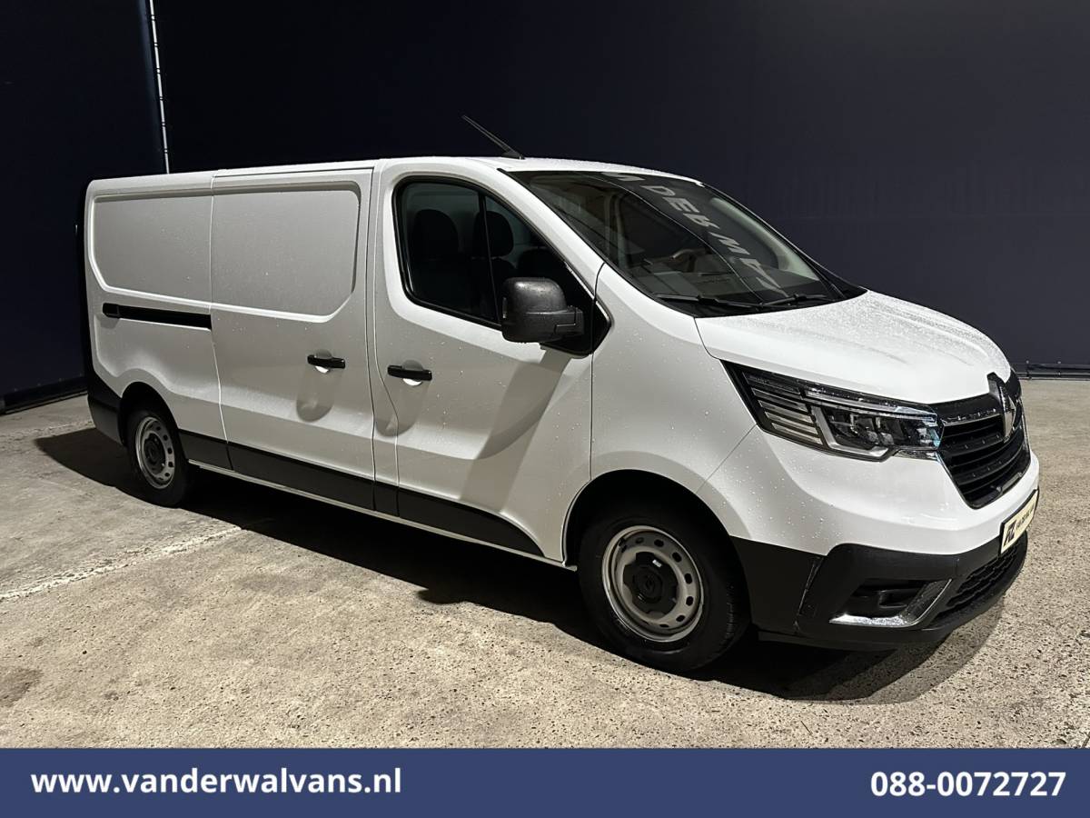 Renault Trafic Renault Trafic 2.0 dCi 150pk L2H1 Euro6 Airco | Navigatie | Cruisecontrol | LED | Parkeersensoren Bijrijdersbank
