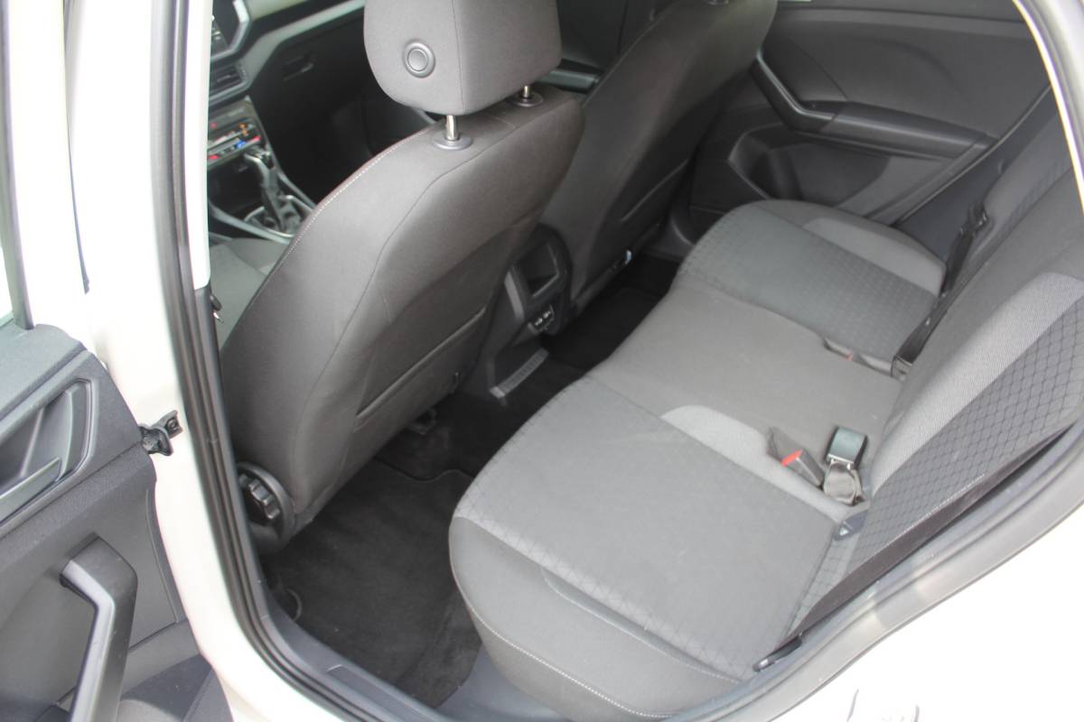 Volkswagen T-Cross Volkswagen T-Cross 1.0 TSI Life 110PK Automaat | Apple/Android Carplay | Trekhaak | Cruise Control