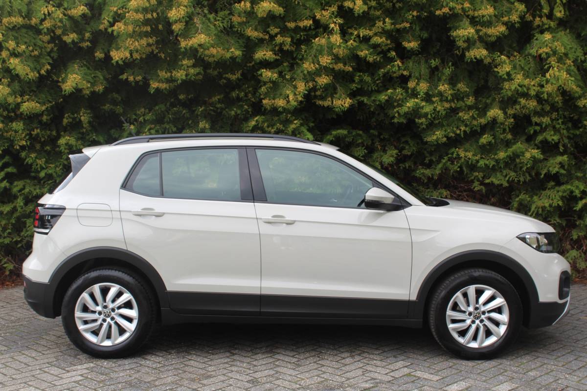 Volkswagen T-Cross Volkswagen T-Cross 1.0 TSI Life 110PK Automaat | Apple/Android Carplay | Trekhaak | Cruise Control