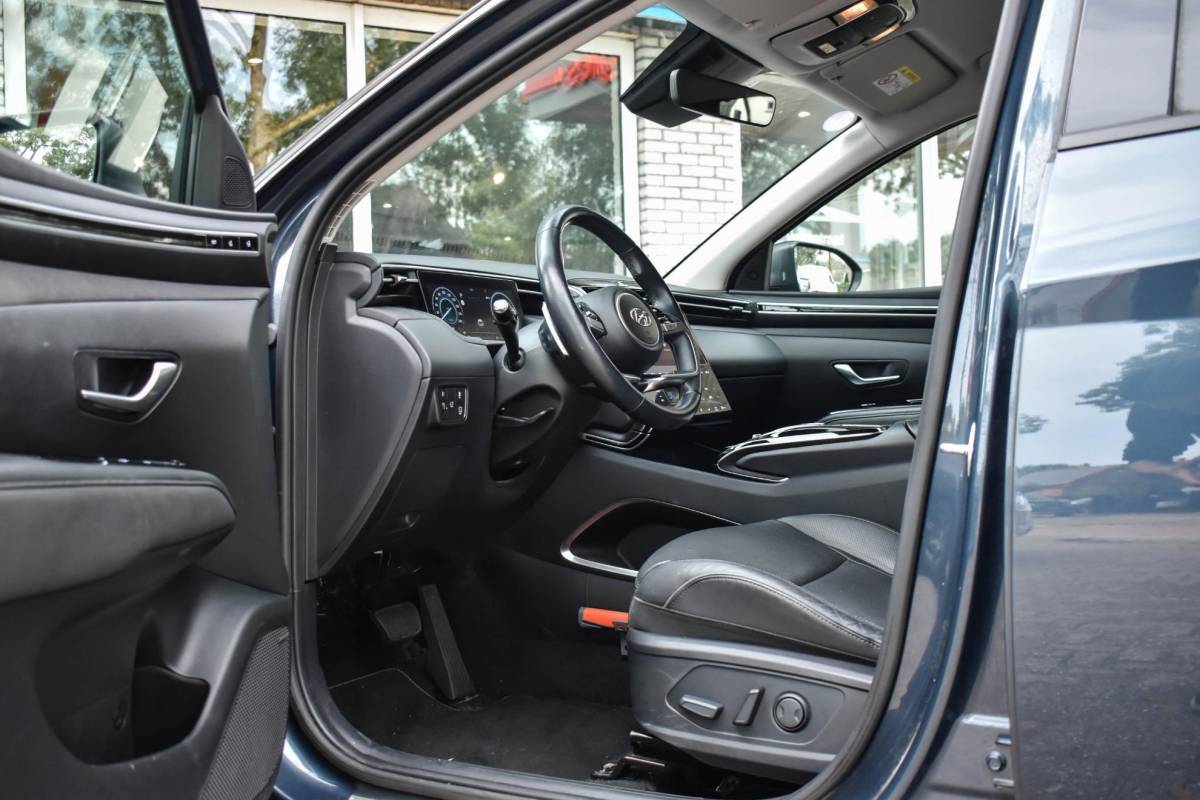 Hyundai Tucson Hyundai Tucson 1.6 T-GDI HEV Premium Zitklima 360 Cam Leder