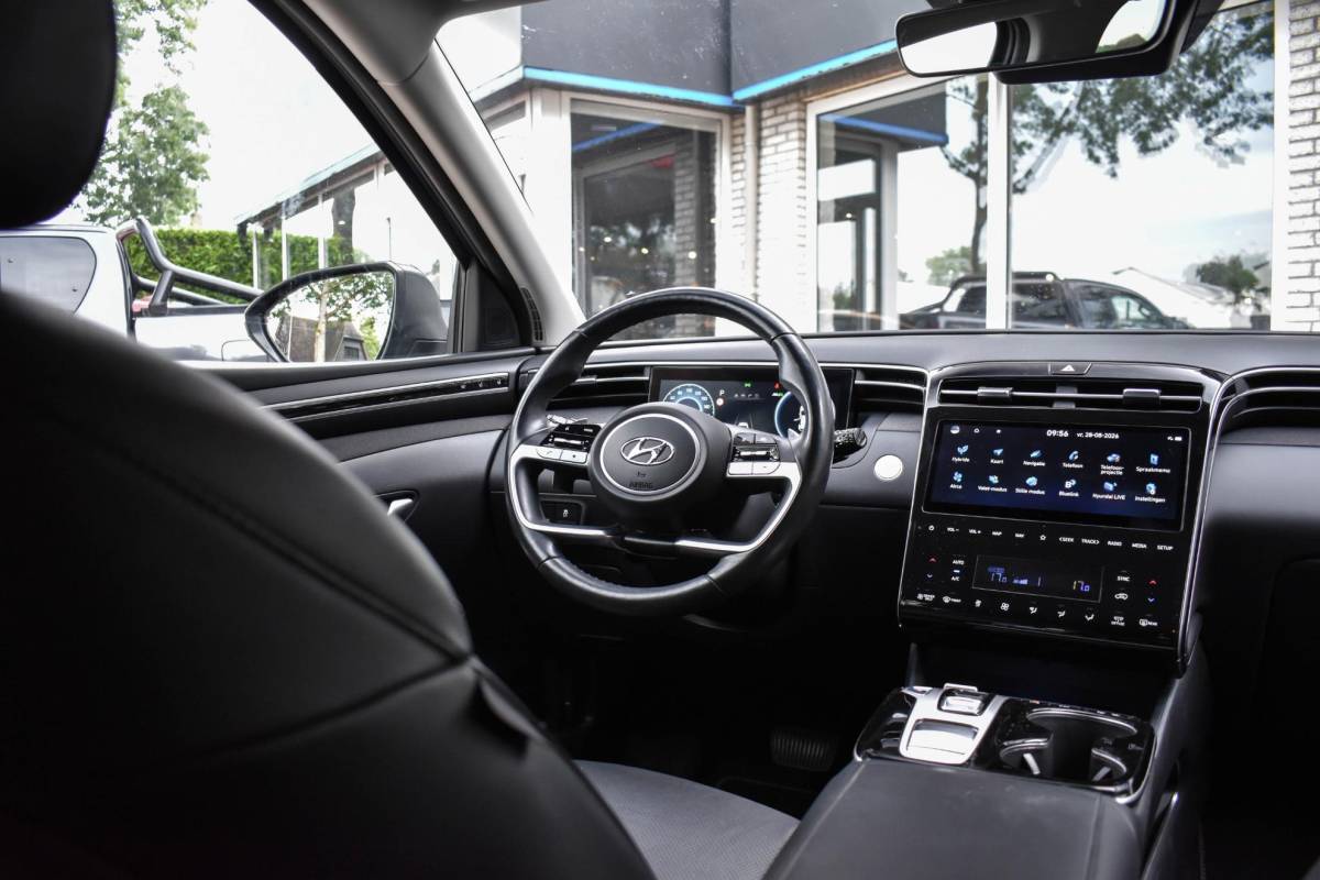 Hyundai Tucson Hyundai Tucson 1.6 T-GDI HEV Premium Zitklima 360 Cam Leder