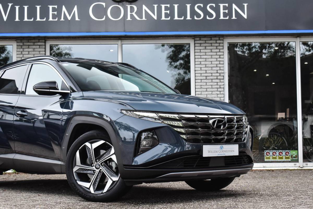 Hyundai Tucson Hyundai Tucson 1.6 T-GDI HEV Premium Zitklima 360 Cam Leder
