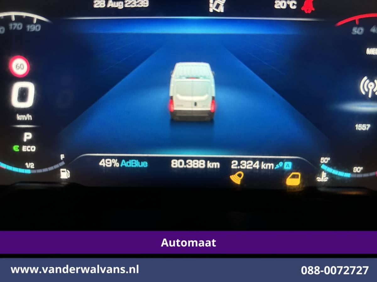Iveco Daily Iveco Daily 35S16V 157pk Automaat L3H2 Euro6 Airco | Apple Carplay | Android Auto Parkeersensoren, Bijrijdersbank
