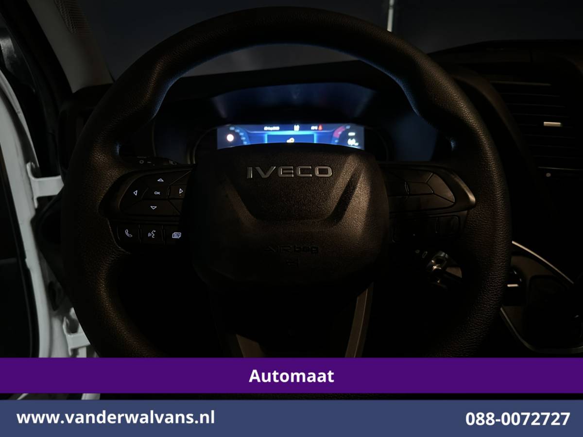 Iveco Daily Iveco Daily 35S16V 157pk Automaat L3H2 Euro6 Airco | Apple Carplay | Android Auto Parkeersensoren, Bijrijdersbank