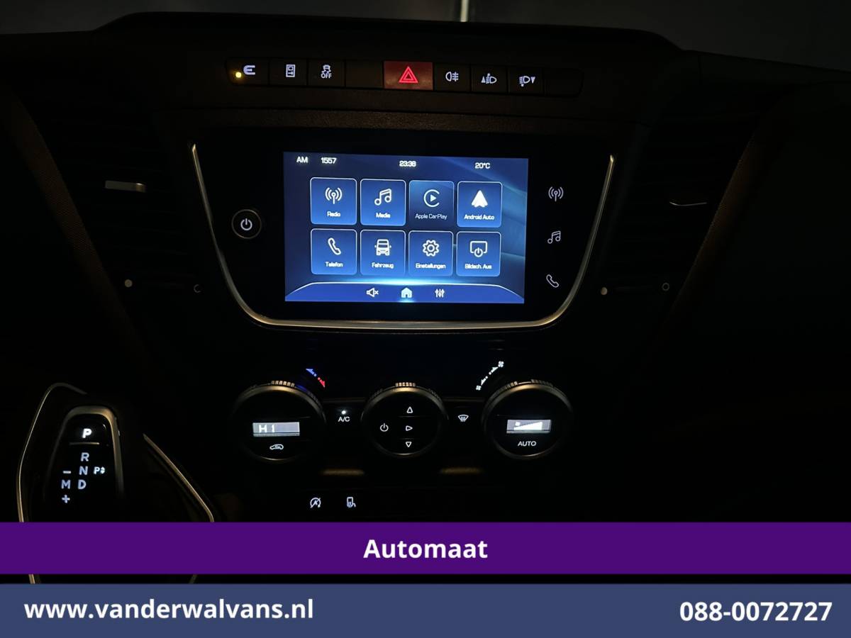 Iveco Daily Iveco Daily 35S16V 157pk Automaat L3H2 Euro6 Airco | Apple Carplay | Android Auto Parkeersensoren, Bijrijdersbank
