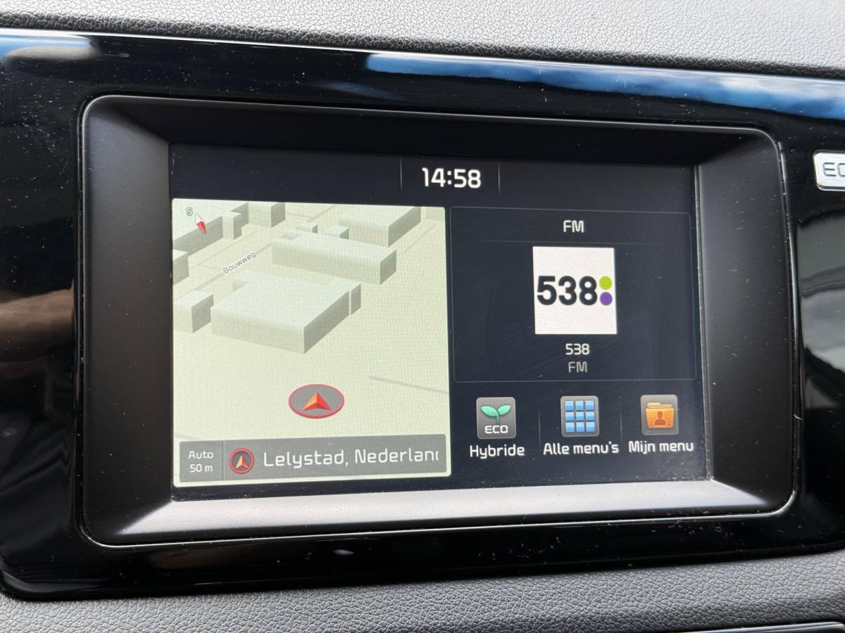 Kia Niro Kia Niro 1.6 GDi Hybrid DynamicLine 2e Eigenaar|Navi|Camera|Clima|Cruise|Carplay|Trekhaak|N.A.P|Nieuwe APK bij Aflevering