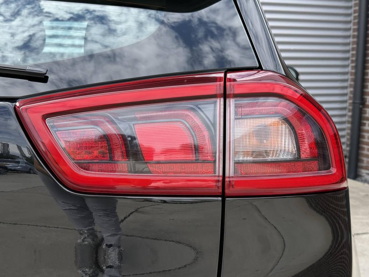 Kia Niro Kia Niro 1.6 GDi Hybrid DynamicLine 2e Eigenaar|Navi|Camera|Clima|Cruise|Carplay|Trekhaak|N.A.P|Nieuwe APK bij Aflevering