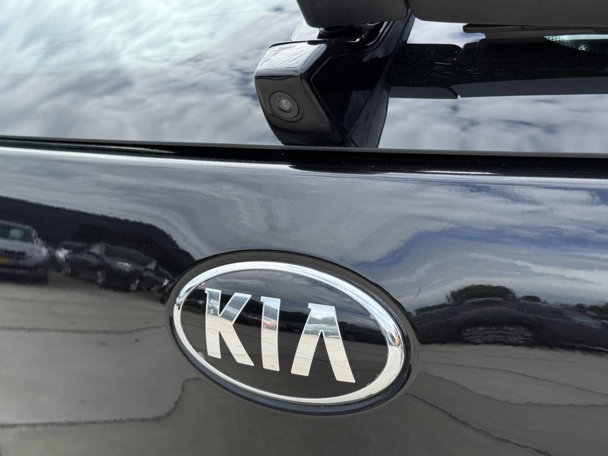 Kia Niro Kia Niro 1.6 GDi Hybrid DynamicLine 2e Eigenaar|Navi|Camera|Clima|Cruise|Carplay|Trekhaak|N.A.P|Nieuwe APK bij Aflevering