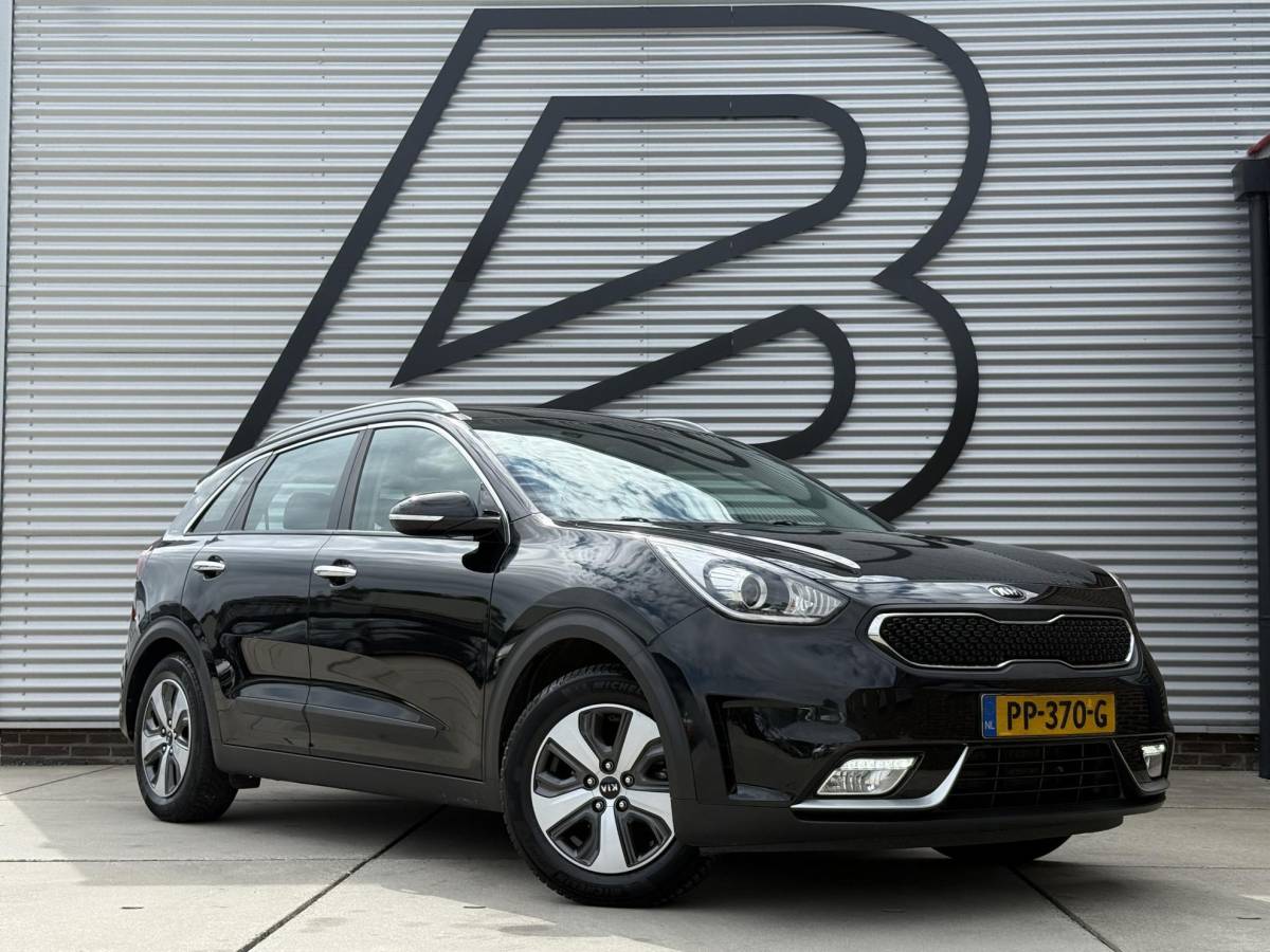 Kia Niro Kia Niro 1.6 GDi Hybrid DynamicLine 2e Eigenaar|Navi|Camera|Clima|Cruise|Carplay|Trekhaak|N.A.P|Nieuwe APK bij Aflevering