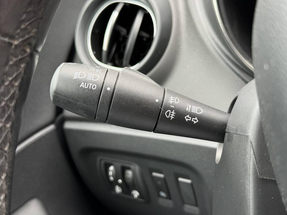 Renault Captur Renault Captur 0.9 TCe Intens 1e Eigenaar|Navi|Camera|Clima|Cruise|PDC|Keyless|Dealer Onderhouden|APK tot 05-2027
