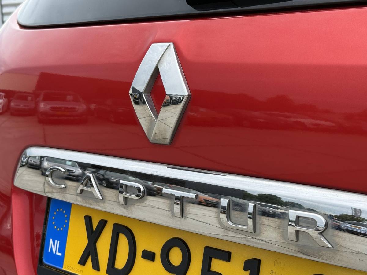Renault Captur Renault Captur 0.9 TCe Intens 1e Eigenaar|Navi|Camera|Clima|Cruise|PDC|Keyless|Dealer Onderhouden|APK tot 05-2027