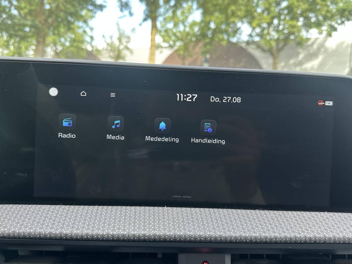 Kia EV6 Kia EV6 Plus AWD 77.4 kWh SOH 100%| KIA GARANTIE T/M 06-2029 | 360 CAMERA| STOELVERWARMING + VENTILATIE| MEMORY STOEL| HEAD-UP DISPLAY| DEALER ONDERHOUDEN| MERIDIAN AUDIO| VOL OPTIES|