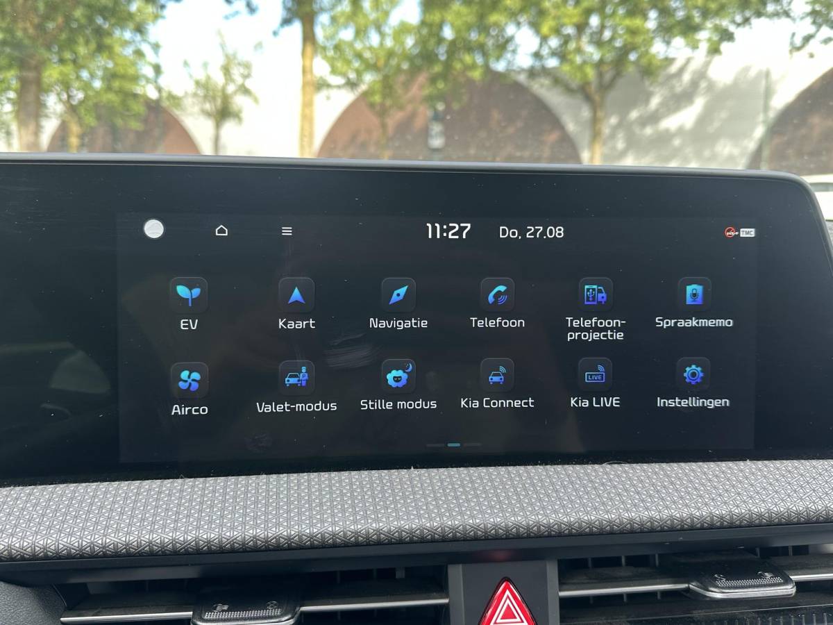 Kia EV6 Kia EV6 Plus AWD 77.4 kWh SOH 100%| KIA GARANTIE T/M 06-2029 | 360 CAMERA| STOELVERWARMING + VENTILATIE| MEMORY STOEL| HEAD-UP DISPLAY| DEALER ONDERHOUDEN| MERIDIAN AUDIO| VOL OPTIES|