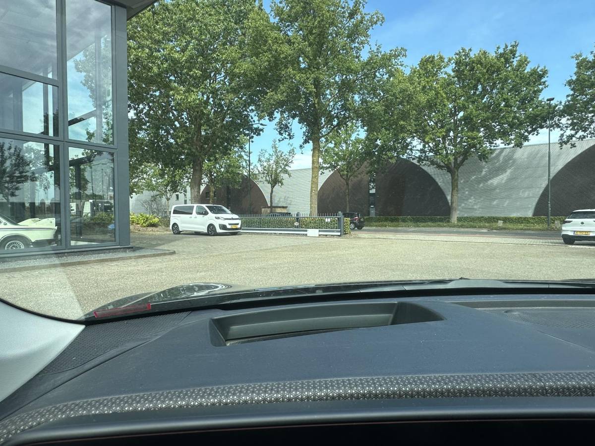 Kia EV6 Kia EV6 Plus AWD 77.4 kWh SOH 100%| KIA GARANTIE T/M 06-2029 | 360 CAMERA| STOELVERWARMING + VENTILATIE| MEMORY STOEL| HEAD-UP DISPLAY| DEALER ONDERHOUDEN| MERIDIAN AUDIO| VOL OPTIES|