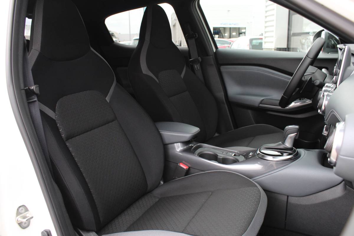 Nissan Juke Nissan Juke 1.0 DIG-T Enigma / Carplay / Camera / Stoelverwarming / N.A.P.