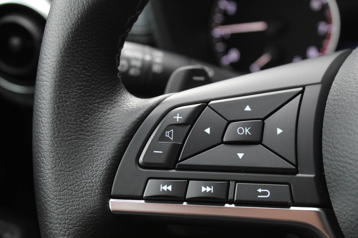 Nissan Juke Nissan Juke 1.0 DIG-T Enigma / Carplay / Camera / Stoelverwarming / N.A.P.