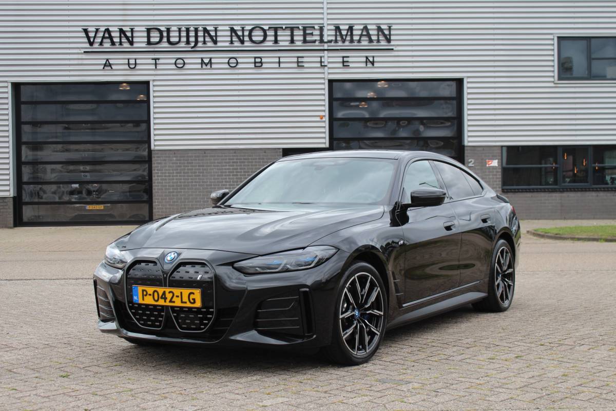 BMW i4