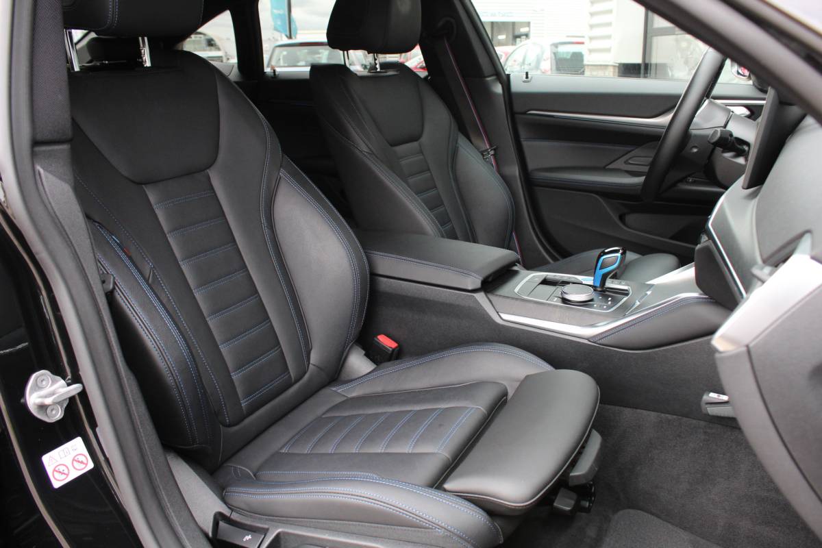 BMW i4 BMW i4 eDrive40 High Executive 84 kWh / Harman Kardon / SOH 94.3% / N.A.P.