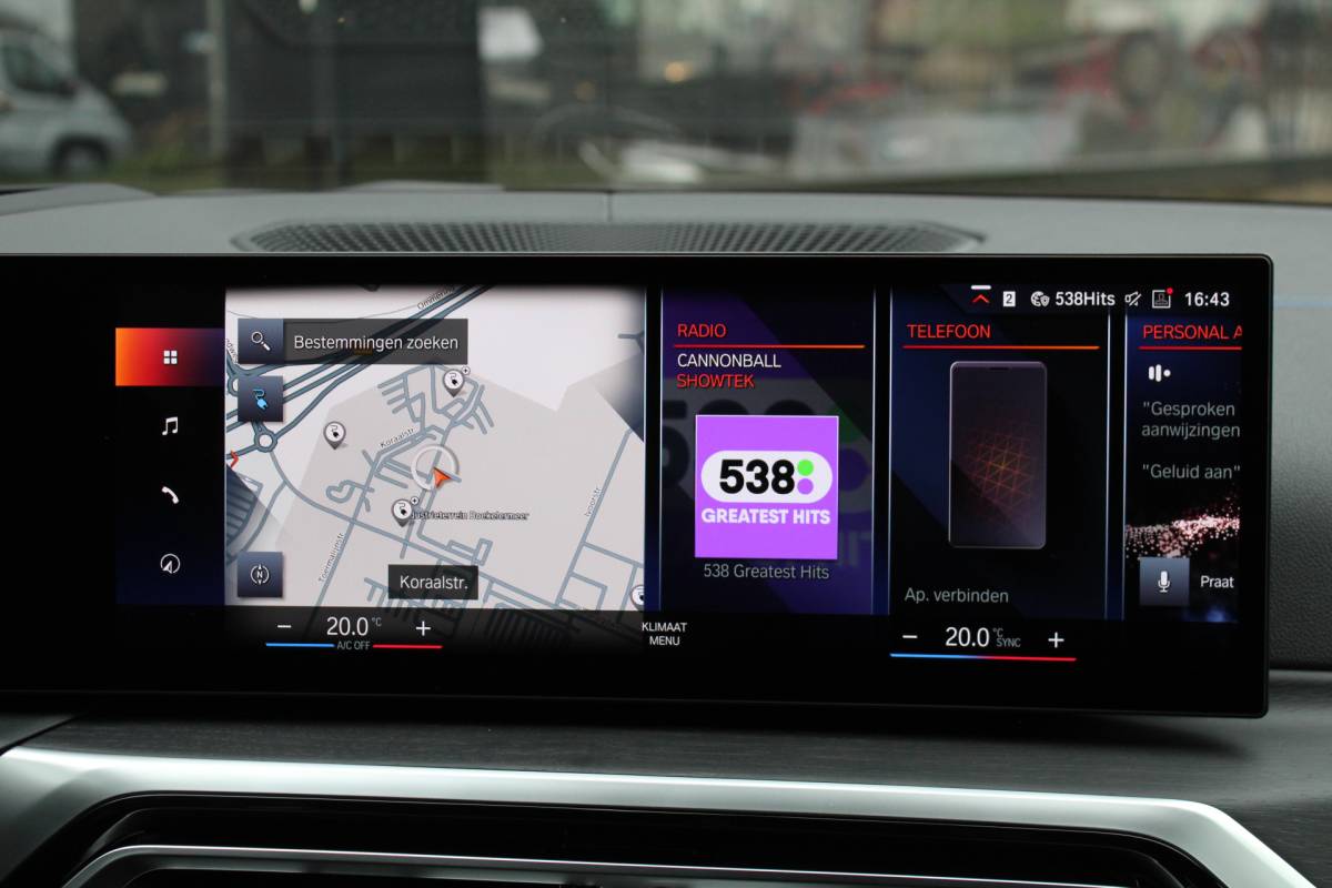 BMW i4 BMW i4 eDrive40 High Executive 84 kWh / Harman Kardon / SOH 94.3% / N.A.P.