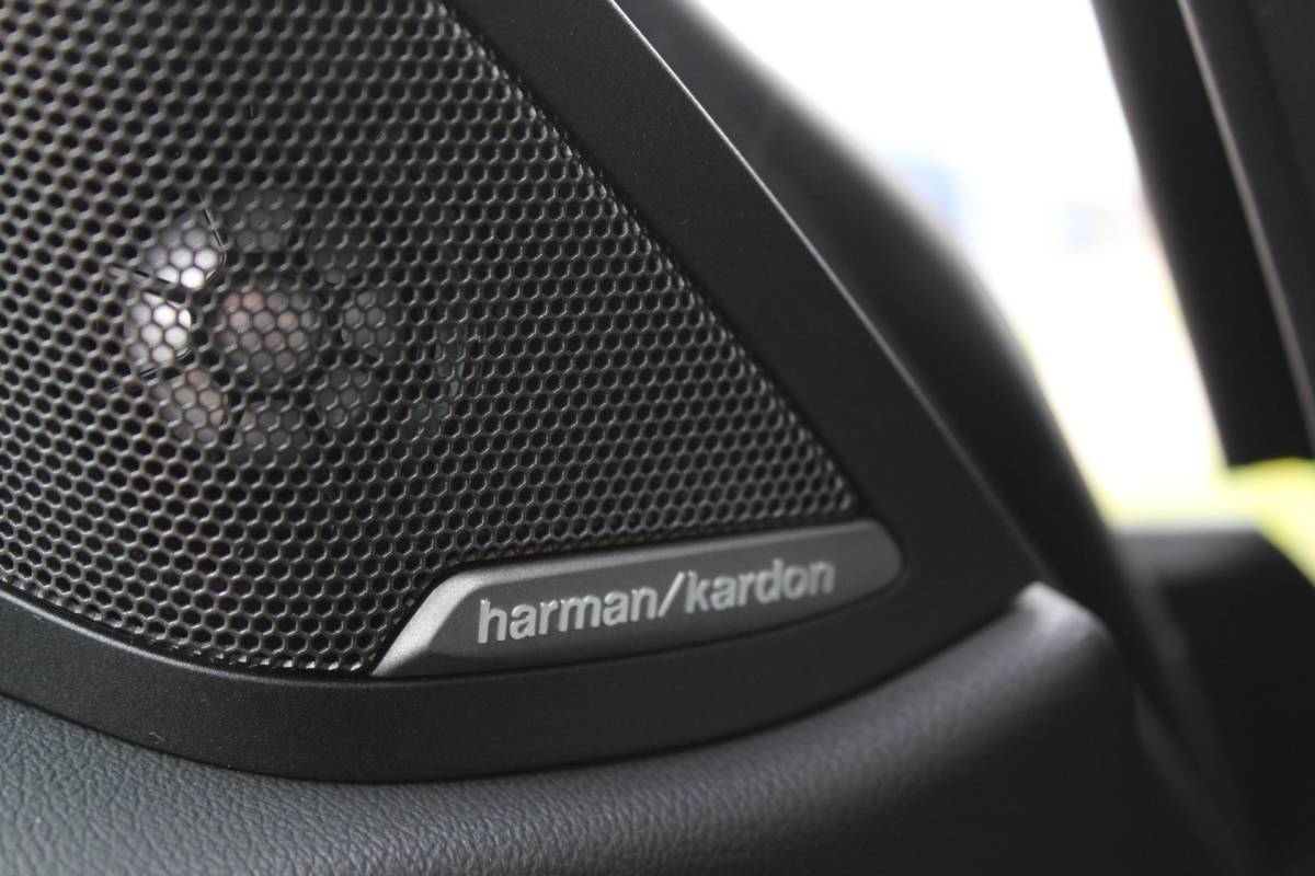 BMW i4 BMW i4 eDrive40 High Executive 84 kWh / Harman Kardon / SOH 94.3% / N.A.P.