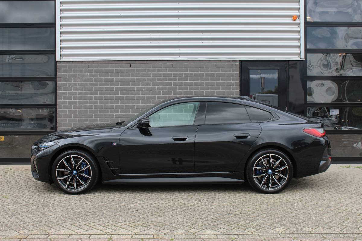 BMW i4 BMW i4 eDrive40 High Executive 84 kWh / Harman Kardon / SOH 94.3% / N.A.P.